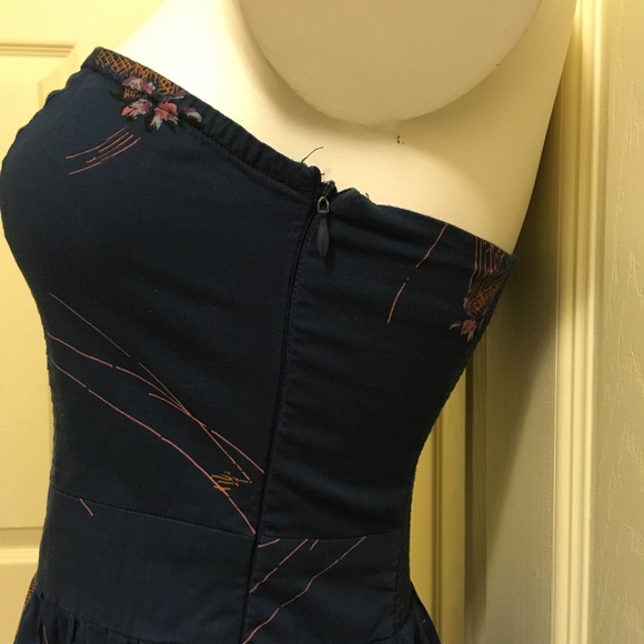 Kimchi Blue Strapless Dress. - Picture 5 of 5